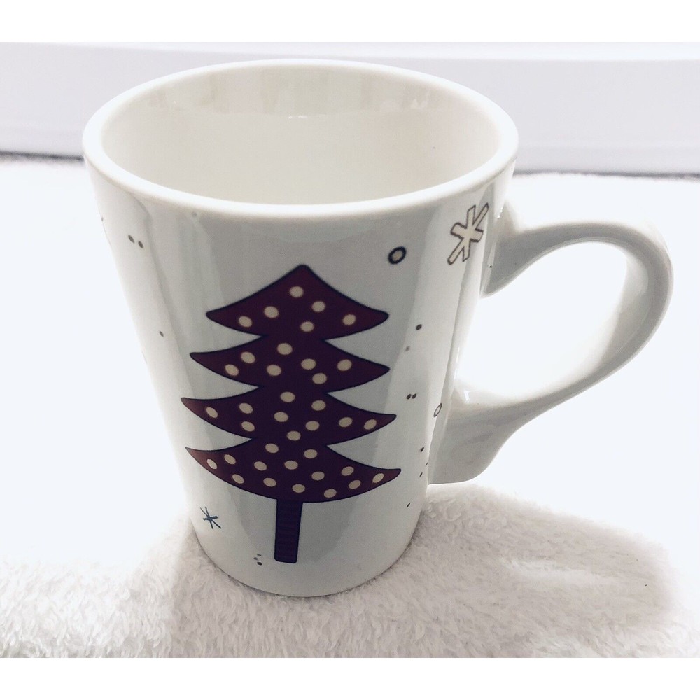CALIFORNIA PANTRY 2010‎ Holiday Christmas Mug- White With Red Polka Dot Tree
